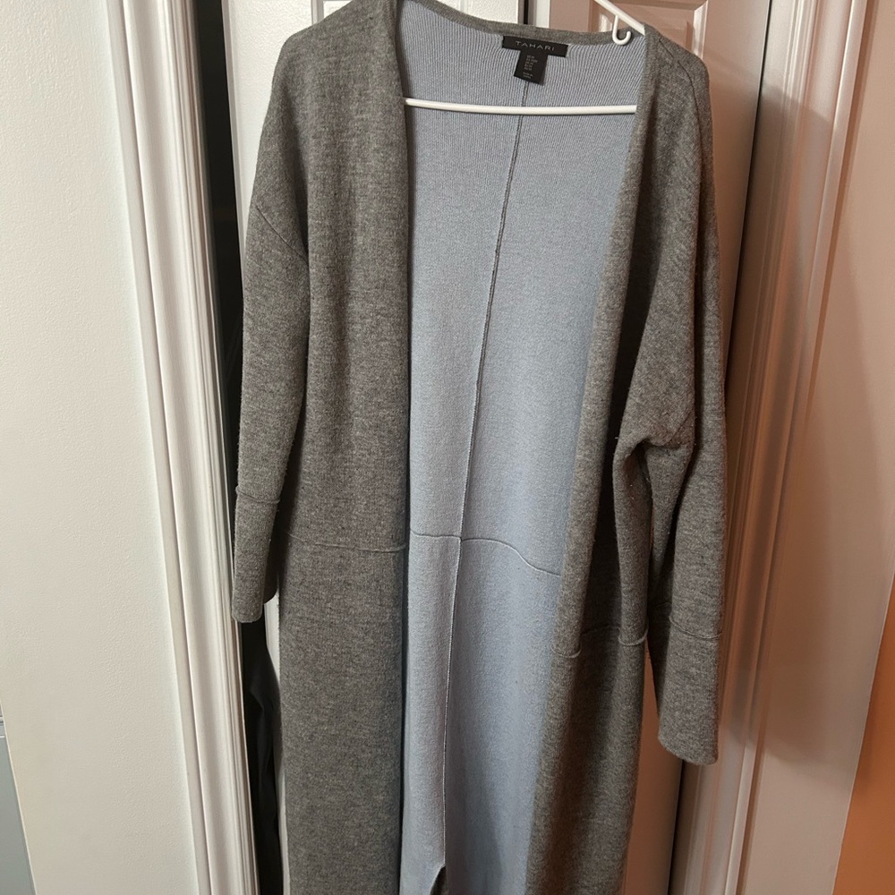 Tahari Gray Open Front Cardigan